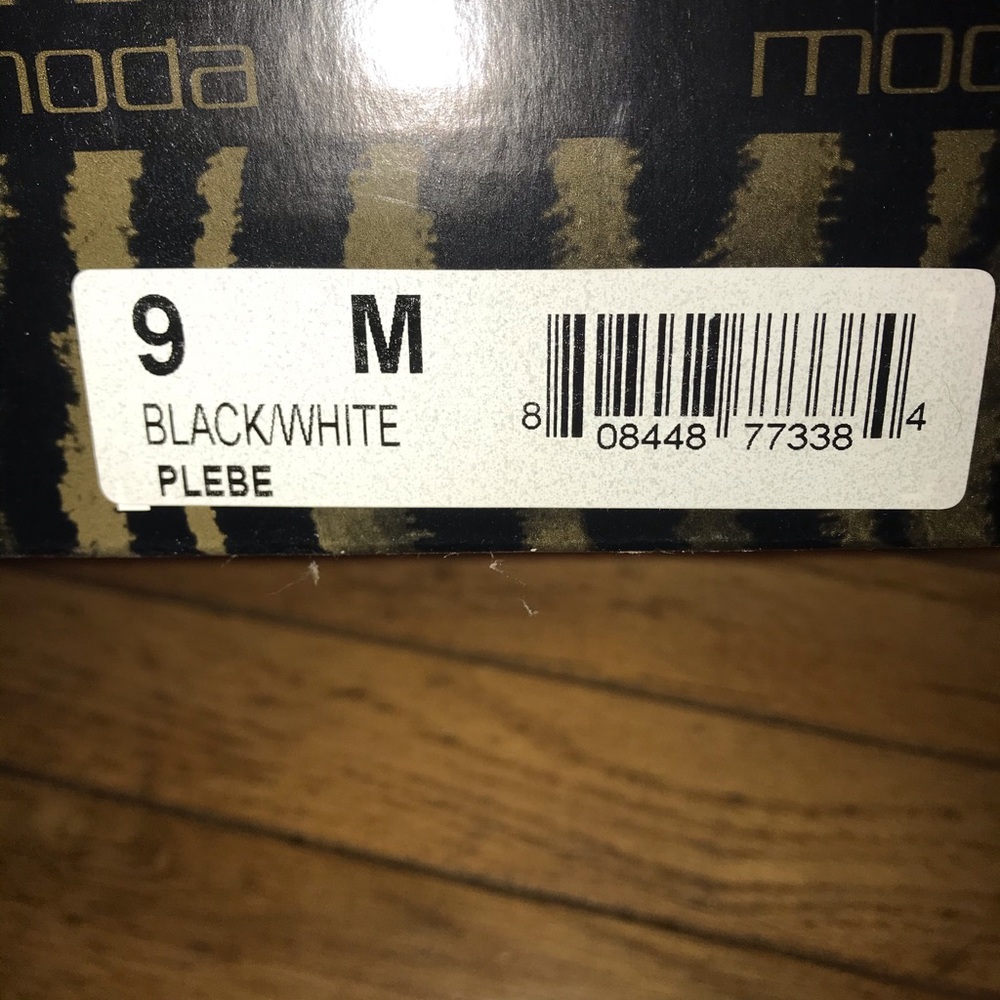 Moda heels - Picture 3 of 3